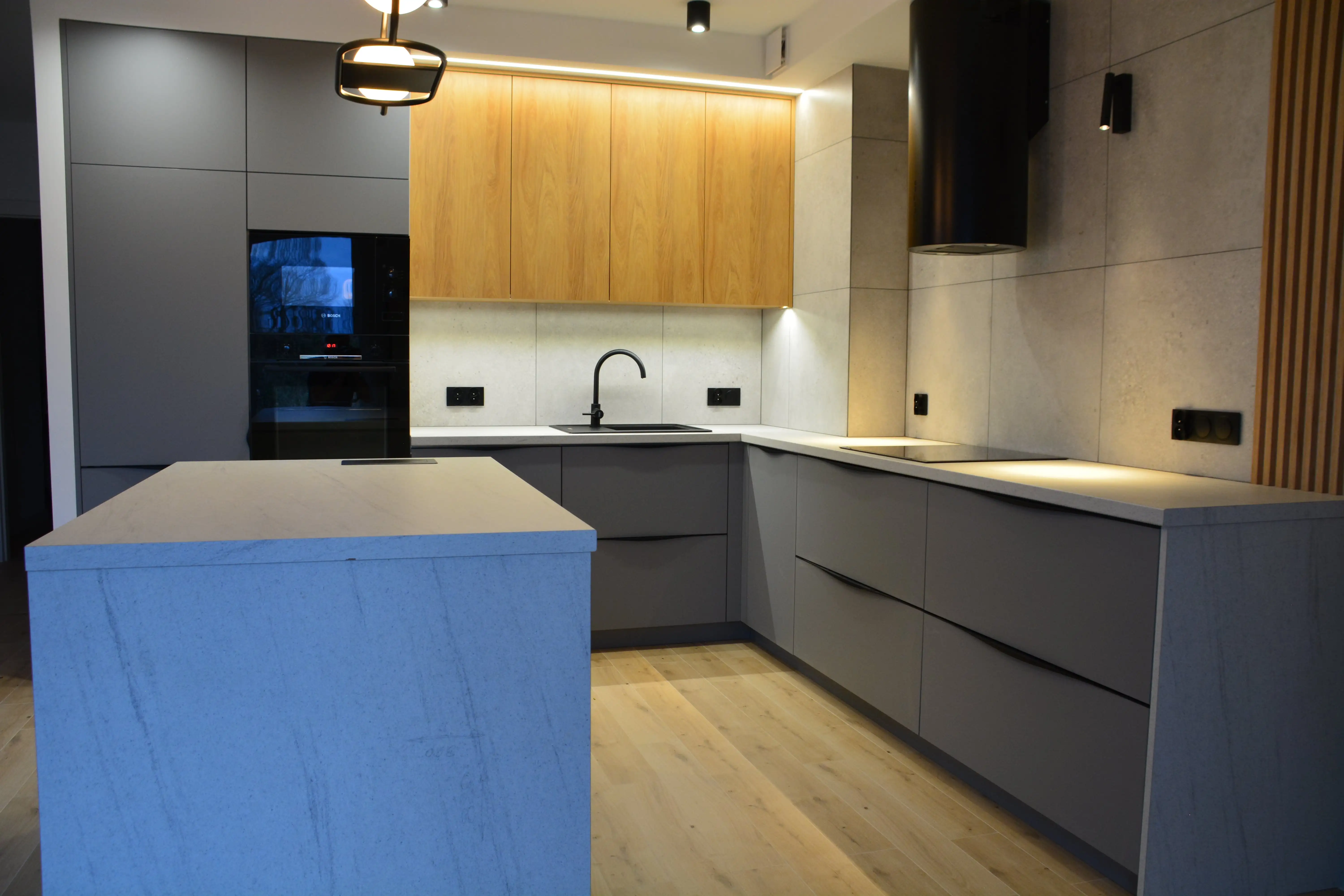 Kuchnia zaprojektowana i zrobiona przez Meble z Wrocławia